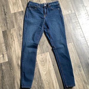 Universal thread skinny jeans 12L
